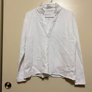 Frank & Eileen White V-Neck Raw-Edge Pullover